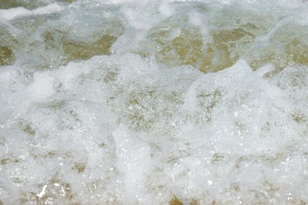 Пена на воде текстура