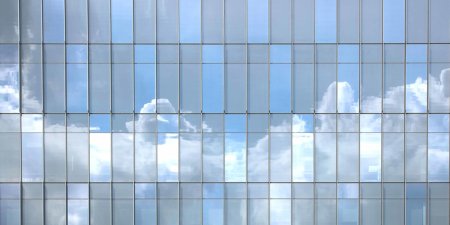 Стеклянная стена здания