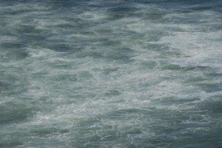 Водная гладь реки