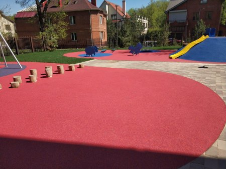 Бесшовное покрытие для детских площадок