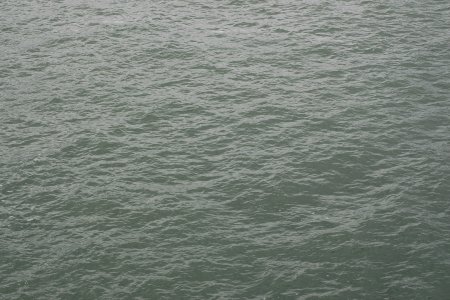 Вода сверху