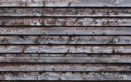 Старая деревянная стена