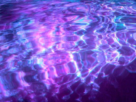 Фиолетовая вода