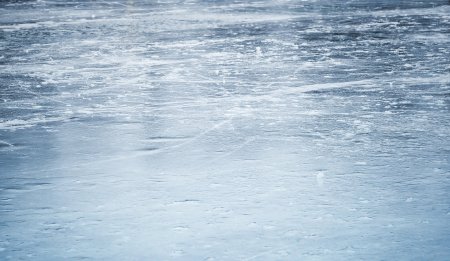 Ледовая поверхность катка