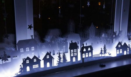 Трафареты домиков с подсветкой на окна (50 фото)