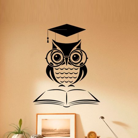Сова с книжкой
