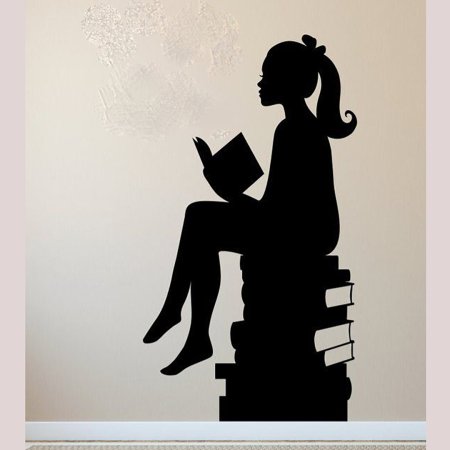 Силуэт человека с книгой
