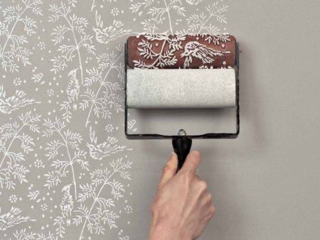 Ручной декор стены краской