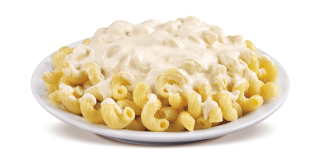 Макароны с сыром на белом фоне
