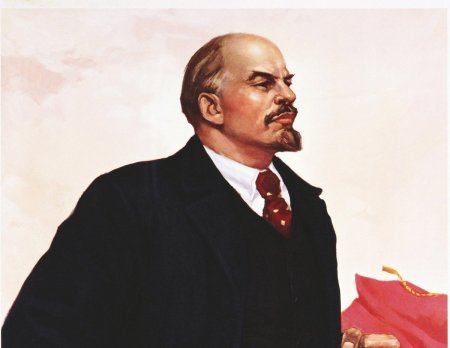 Ленин на фоне СССР