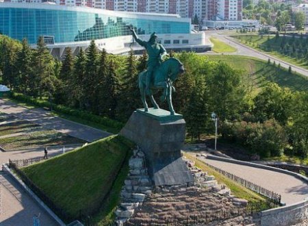 Салават Юлаев Уфа памятник и площадь