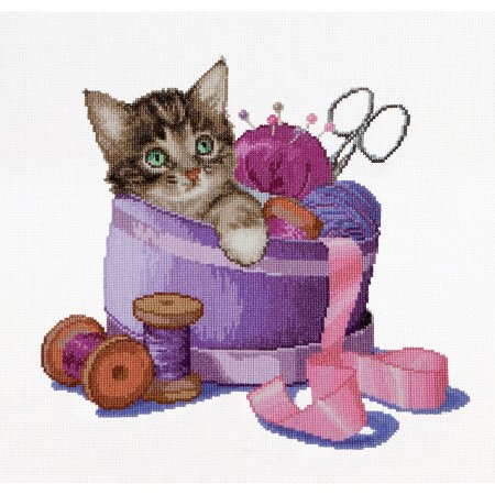 Котенок в корзинке крестиком вышивка
