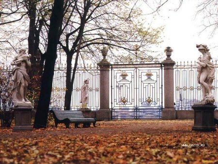 Санкт Петербурге Эрмитаж летний сад