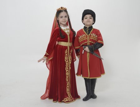 Чеченский национальный костюм детский
