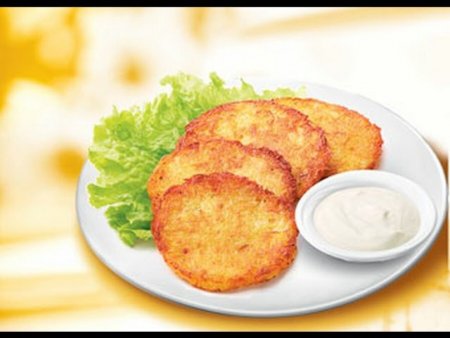 Драники картофельные со сметаной