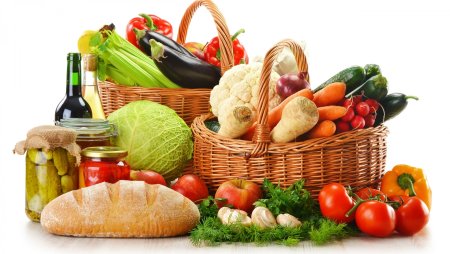 Корзина с продуктами