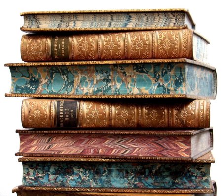 Книжные фолианты Евангелие