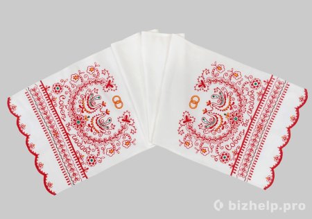 Рушник на белом фоне