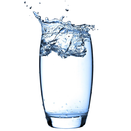 Вода на белом фоне