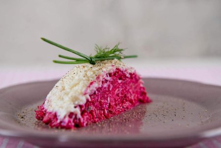 Молекулярная кухня сельдь под шубой