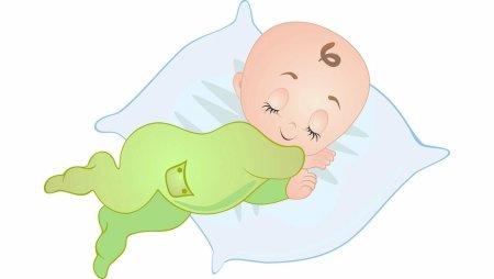 Спящий ребенок на прозрачном фоне