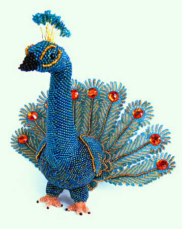 Павлины из бисера