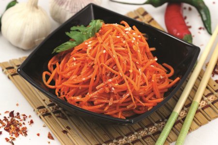 Салат с корейской морковкой