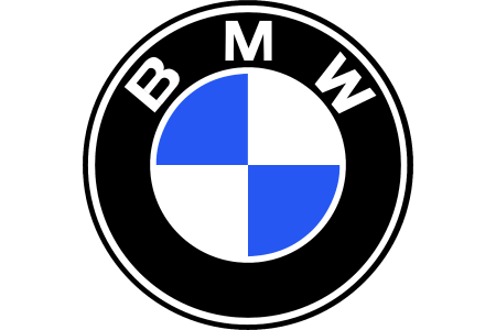 BMW значок на машине