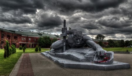 «Брестская крепость-герой» в г. Брест.