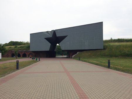 Брестская крепость ворота звезда