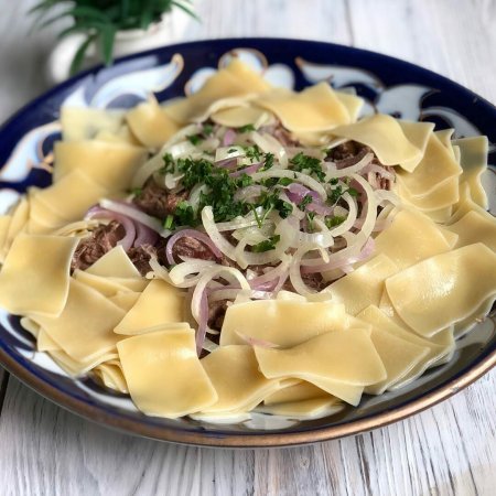 Казахское национальное блюдо бешбармак