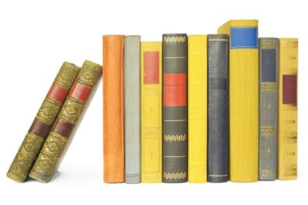 Цветные корешки книг