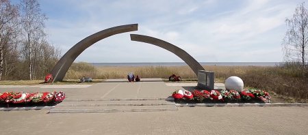 Коккорево мемориал разорванное кольцо