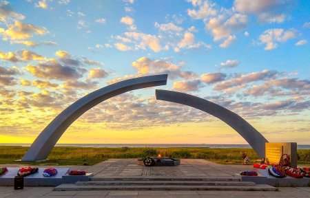 Мемориал разорванное кольцо блокады Ленинграда