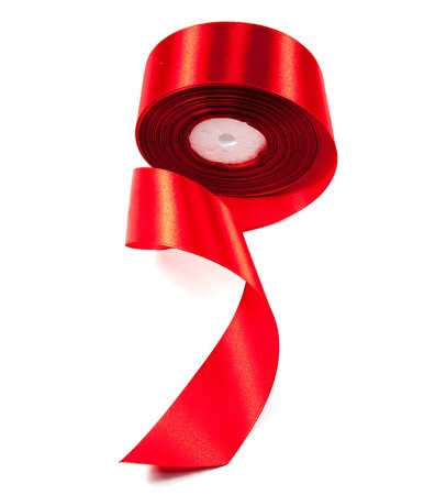 Красная атласная ленточка