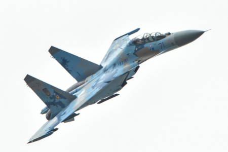 Истребитель Су-27