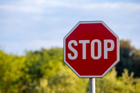 Знак stop