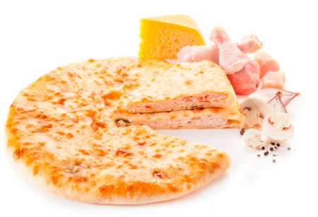 Осетинский пирог с курицей и грибами и сыром