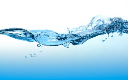 Брызги воды