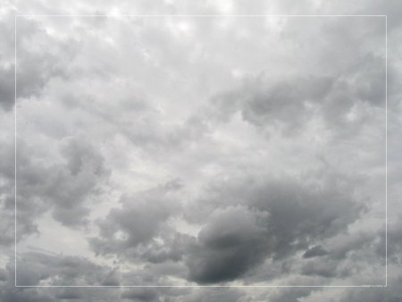Серое облачное небо