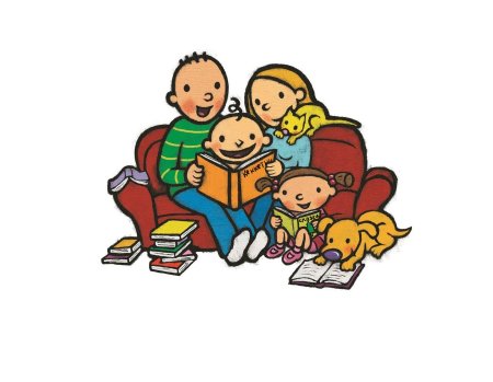 Семья читает книгу