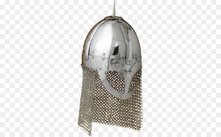 Рыцарский шлем без фона