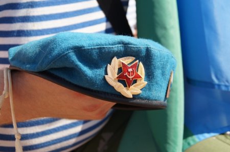 Берет ВДВ голубой