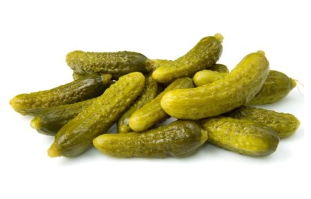 Маринованные огурцы нарезные