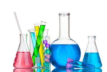 Химические колбы и пробирки
