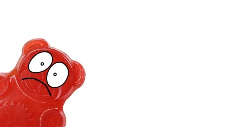 ЖЕЛЕЙНЫЙ медведь Валера на белом фоне