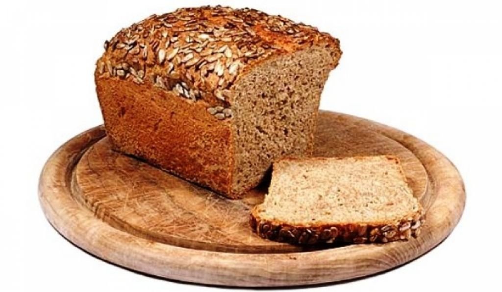 Ржаной хлеб смесь. Пшеничный хлеб грубого помола. Хлеб злаковый. Зерновой хлеб. Цельнозерновой хлеб.