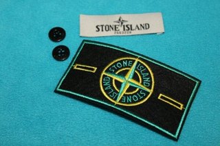 Белый патч Stone Island