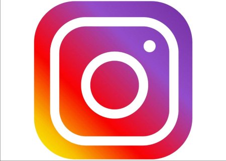 Instagram logo PNG прозрачный