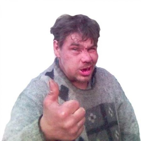 Бомж на прозрачном фоне